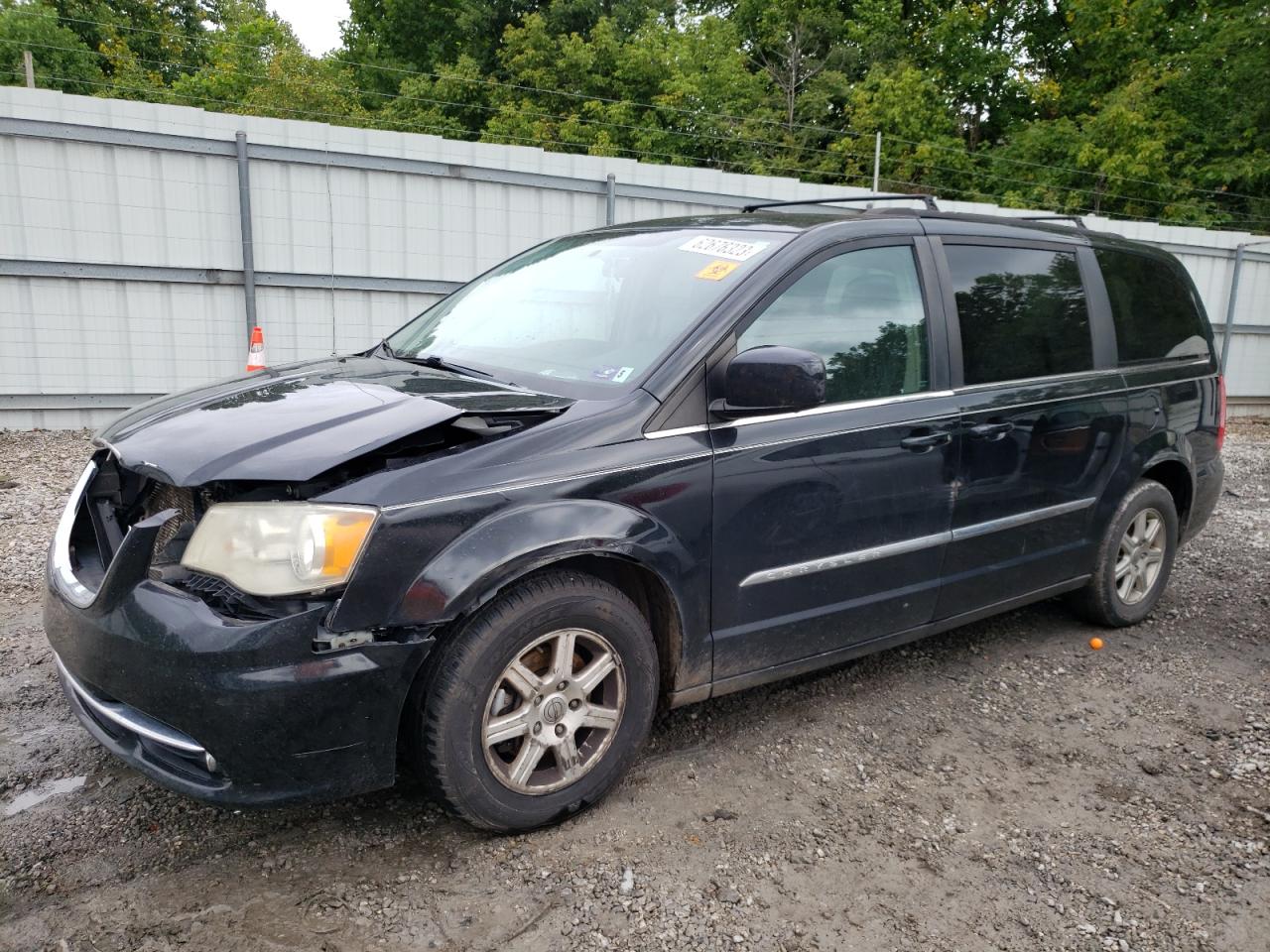 2011 CHRYSLER TOWN & COUNTRY TOURING