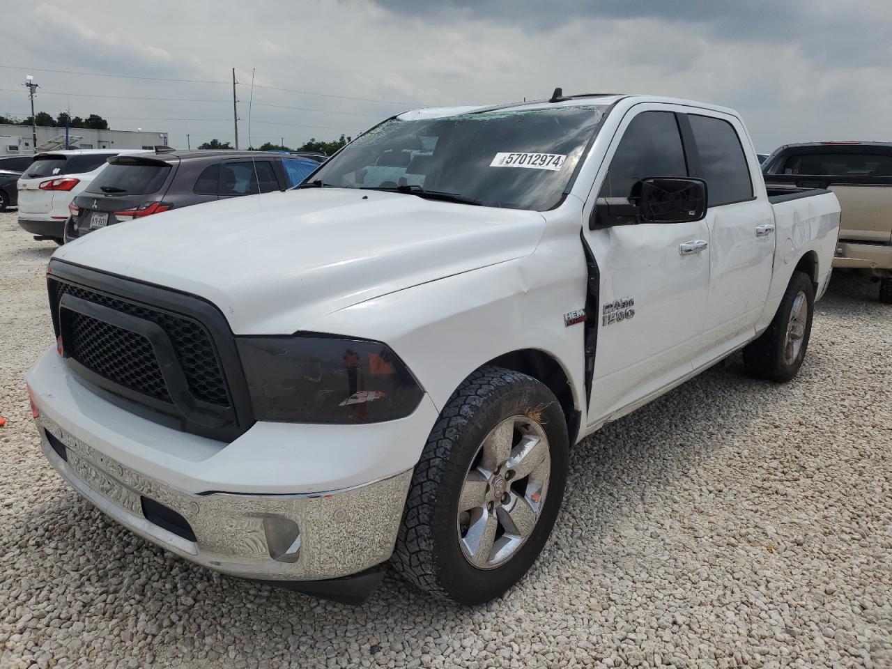 2017 RAM 1500 SLT