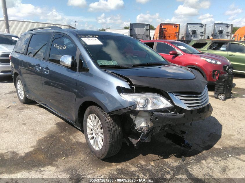 2017 TOYOTA SIENNA XLE 8 PASSENGER