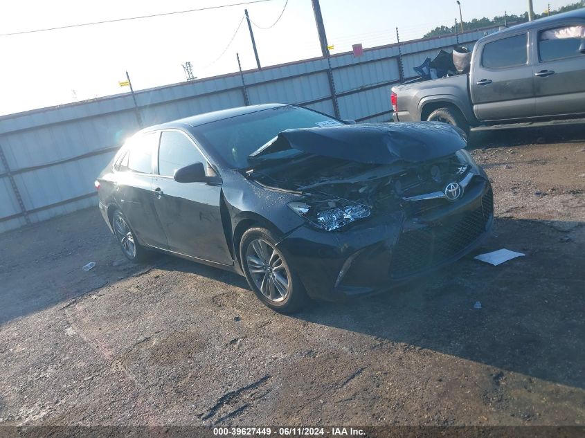 2015 TOYOTA CAMRY SE