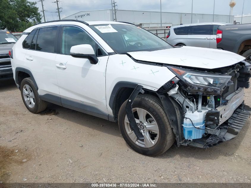 2019 TOYOTA RAV4 XLE