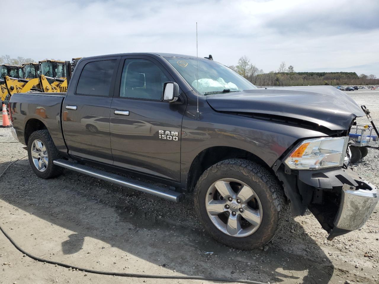 2018 RAM 1500 SLT