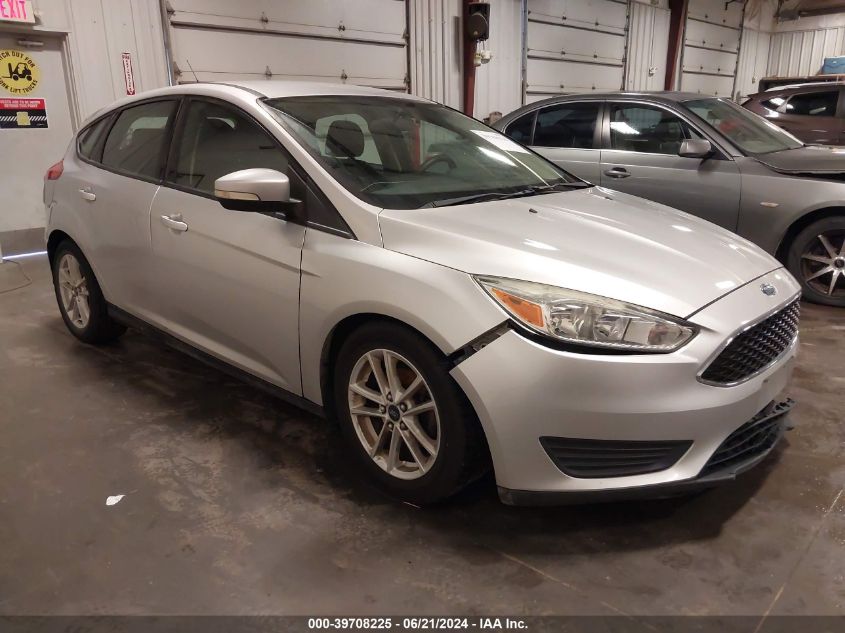 2015 FORD FOCUS SE