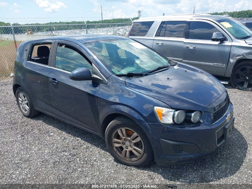 2016 CHEVROLET SONIC LT AUTO