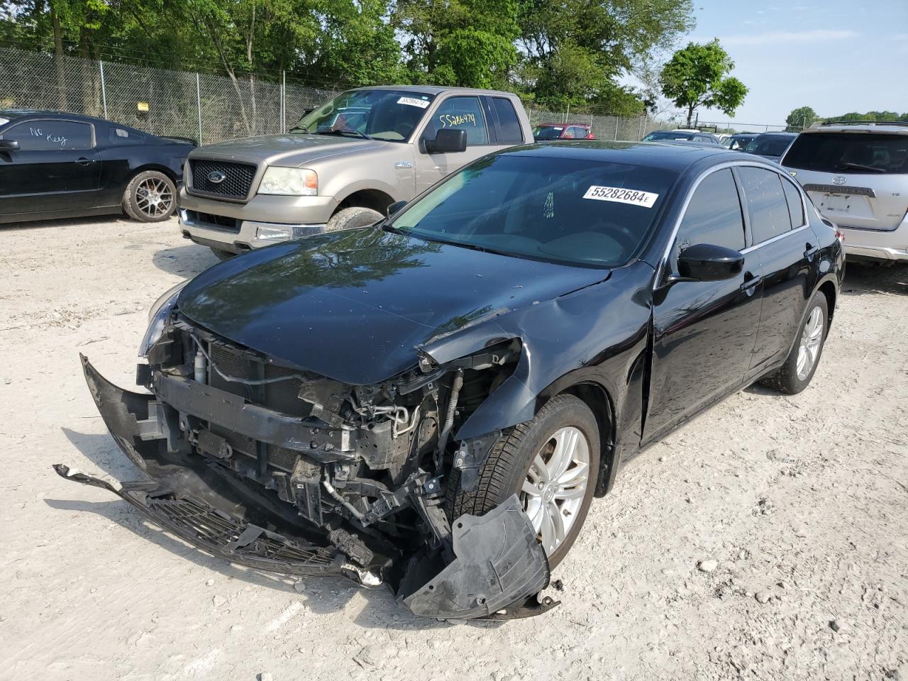 2011 INFINITI G37