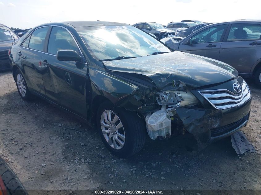 2011 TOYOTA CAMRY LE