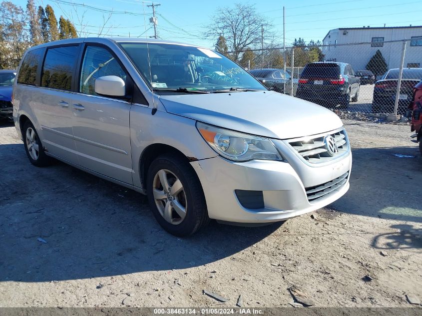 2010 VOLKSWAGEN ROUTAN SE