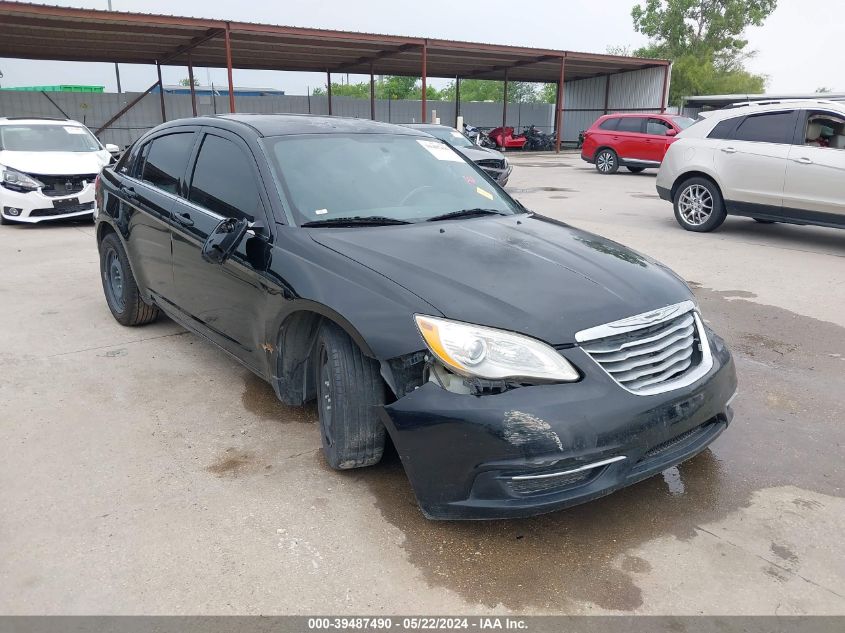 2013 CHRYSLER 200 LX