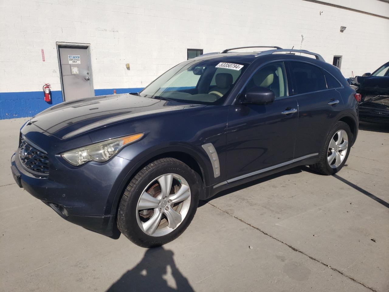 2010 INFINITI FX35