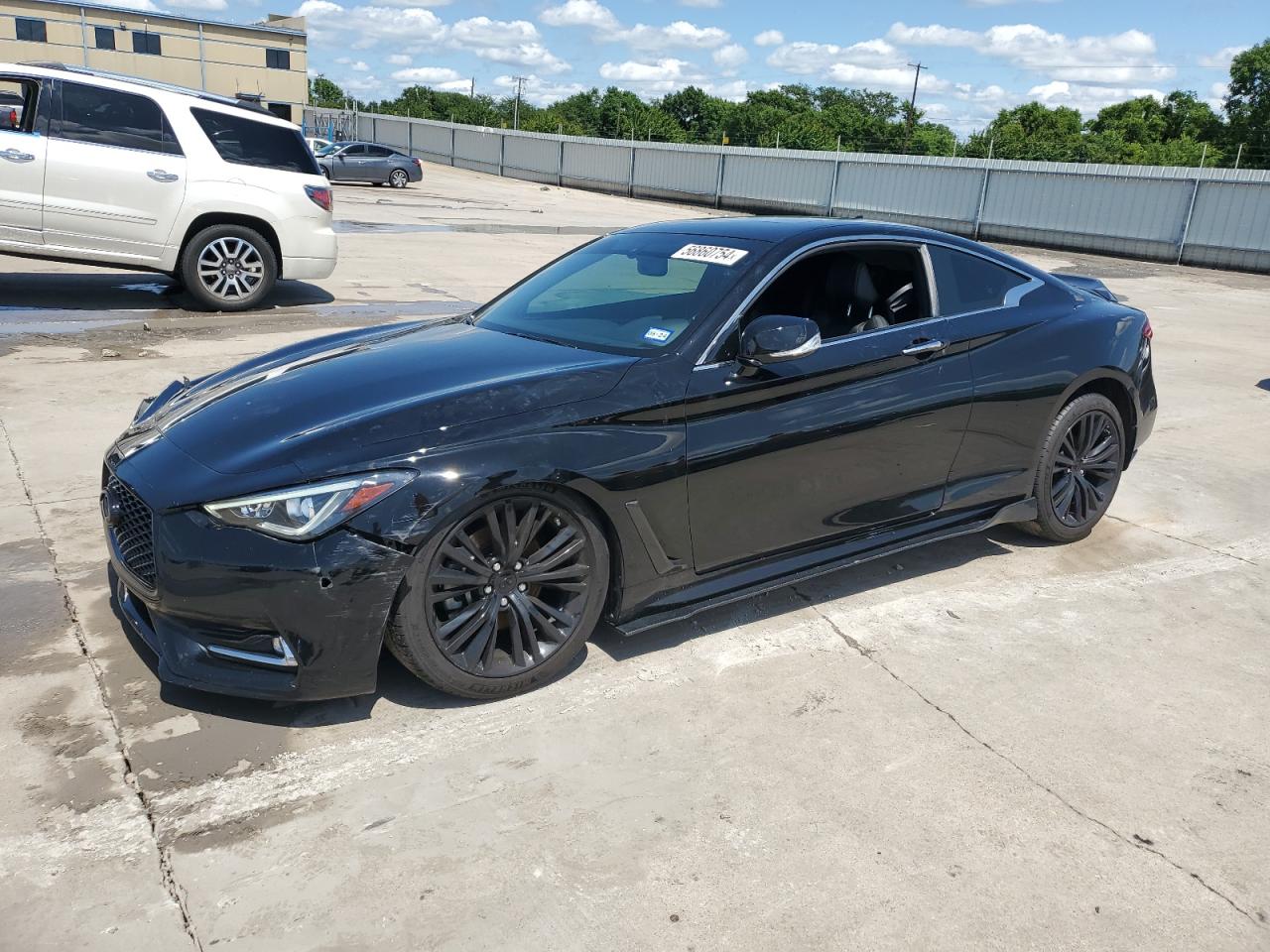 2018 INFINITI Q60 LUXE 300