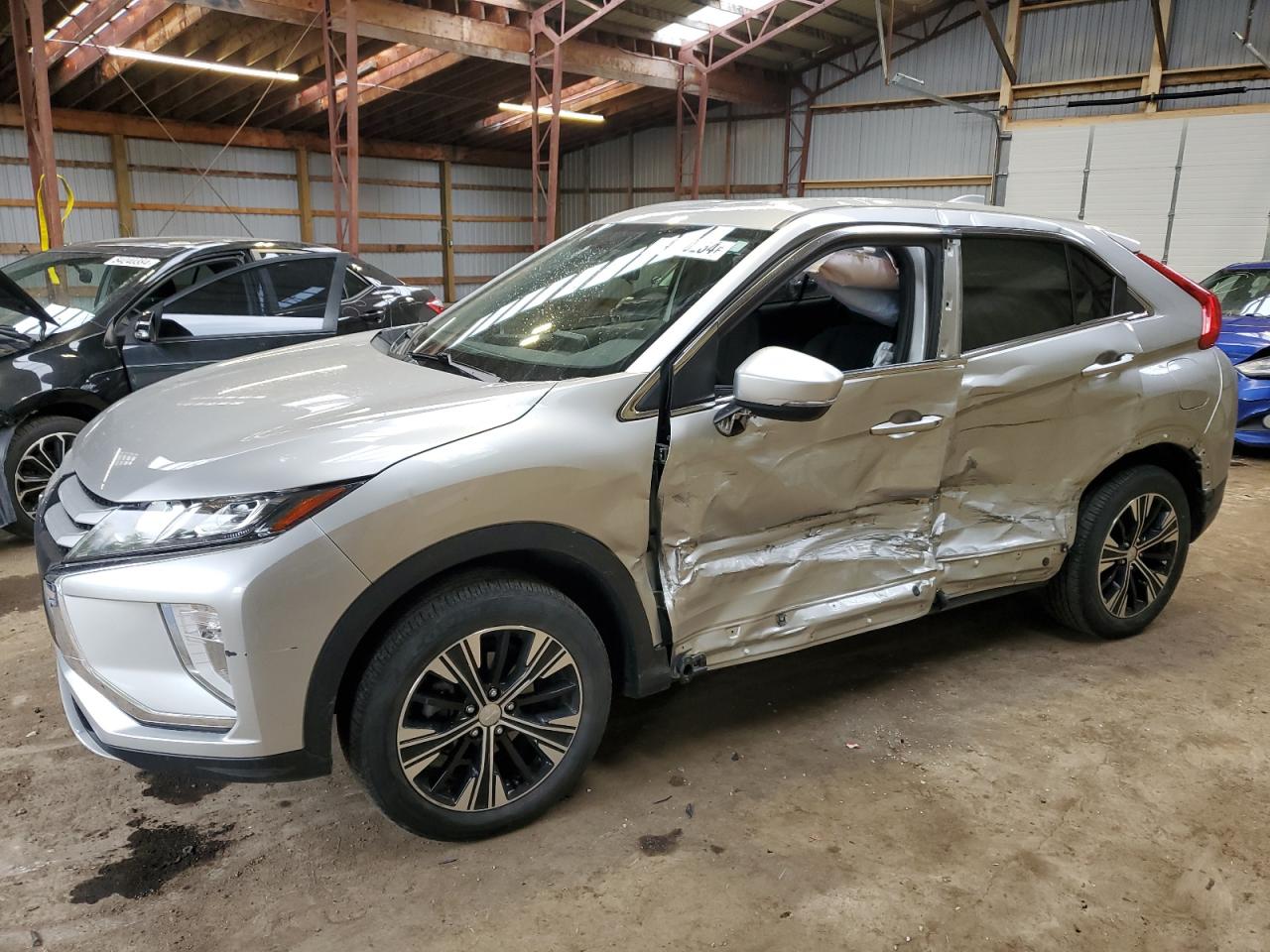 2019 MITSUBISHI ECLIPSE CROSS ES