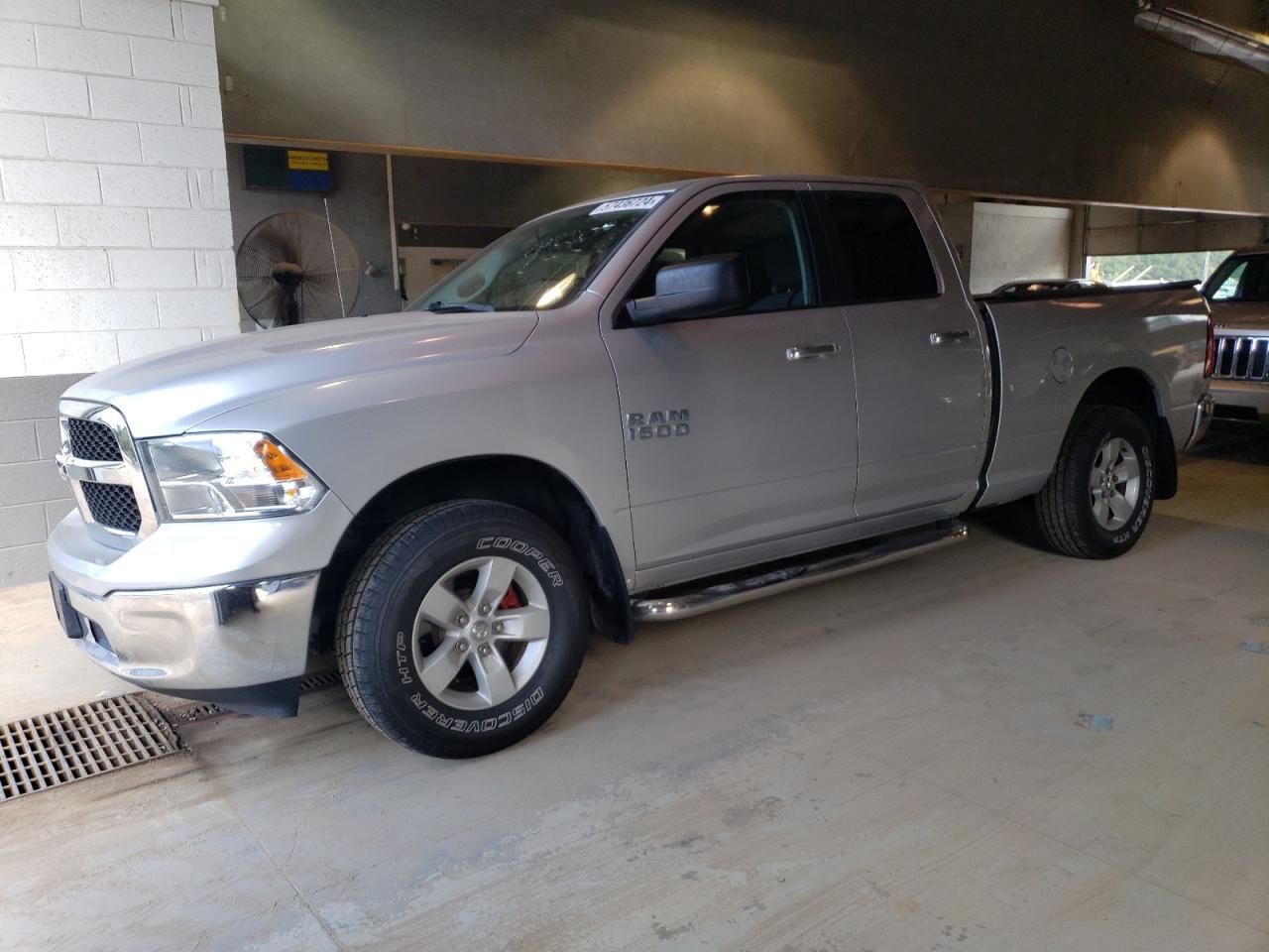 2017 RAM 1500 SLT