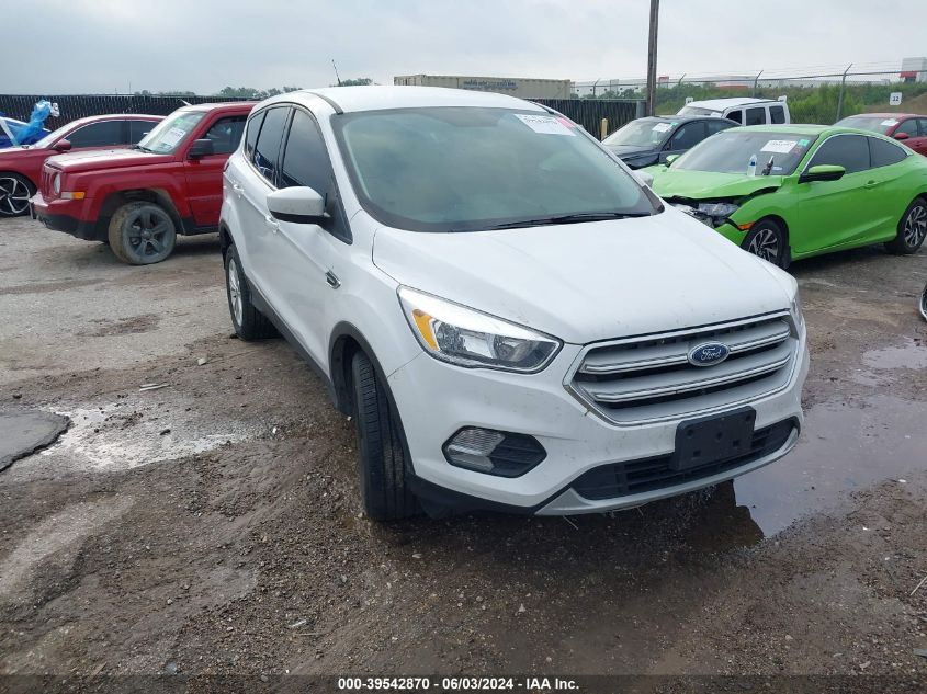 2019 FORD ESCAPE SE