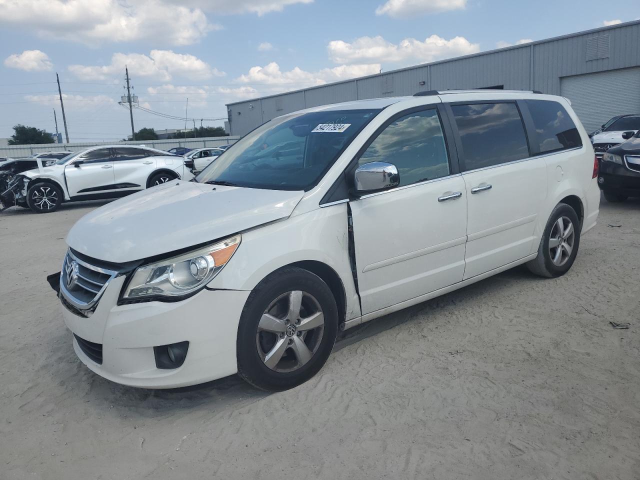 2012 VOLKSWAGEN ROUTAN SEL PREMIUM