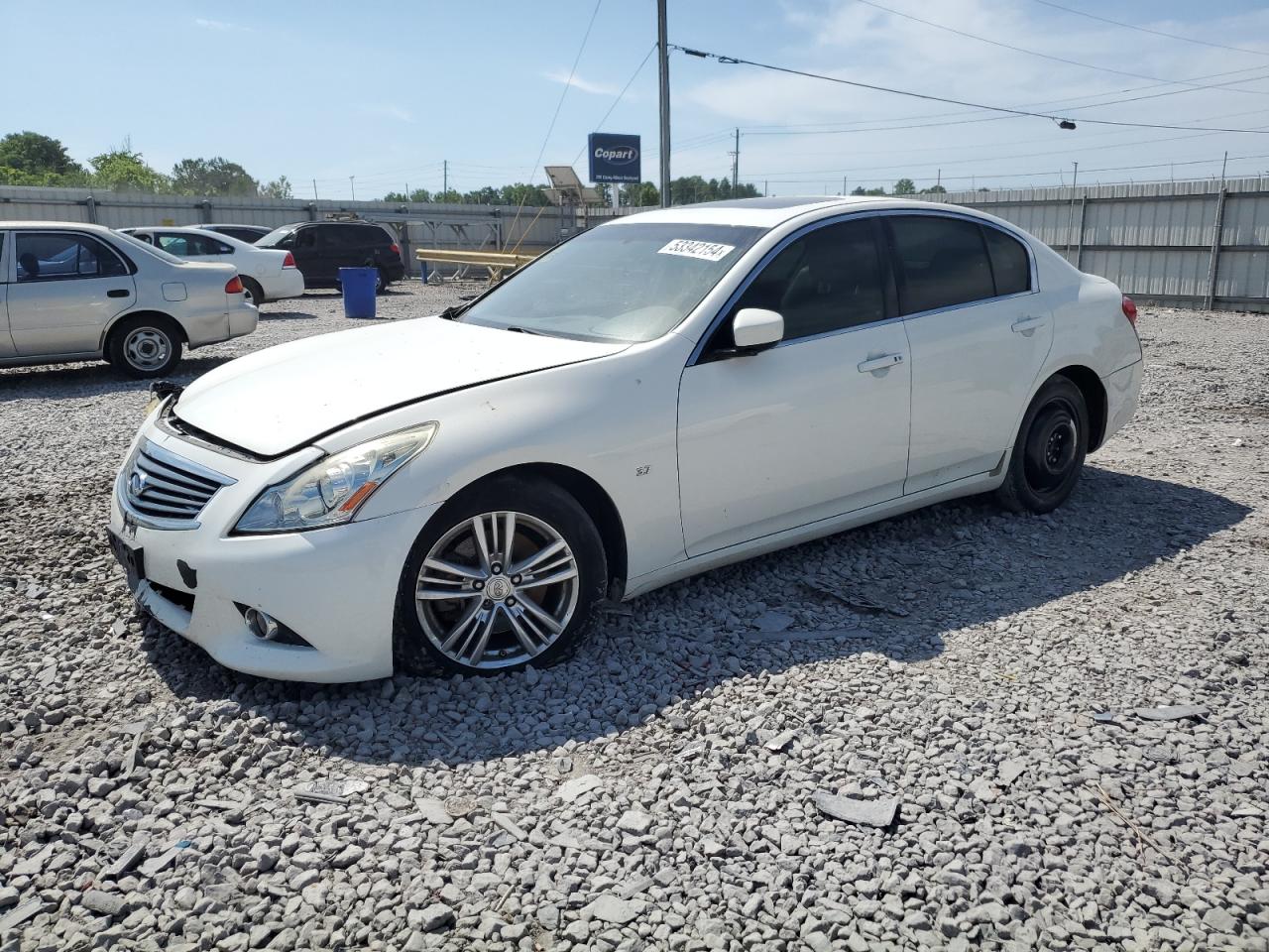 2015 INFINITI Q40