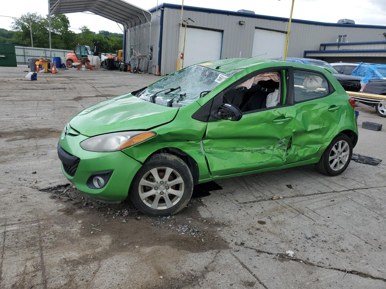 2012 MAZDA MAZDA2