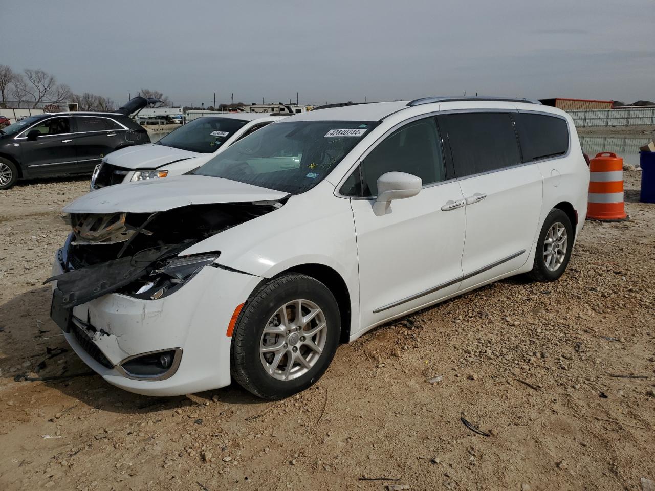 2020 CHRYSLER PACIFICA TOURING L