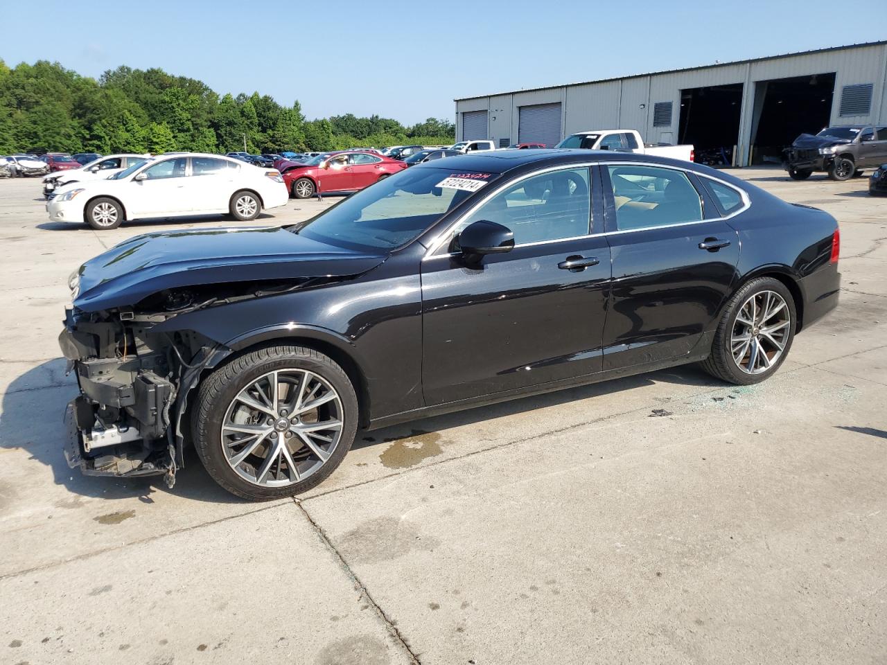 2017 VOLVO S90 T6 MOMENTUM