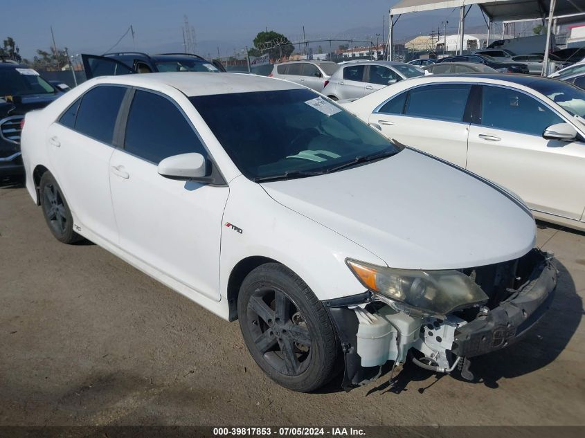 2013 TOYOTA CAMRY SE