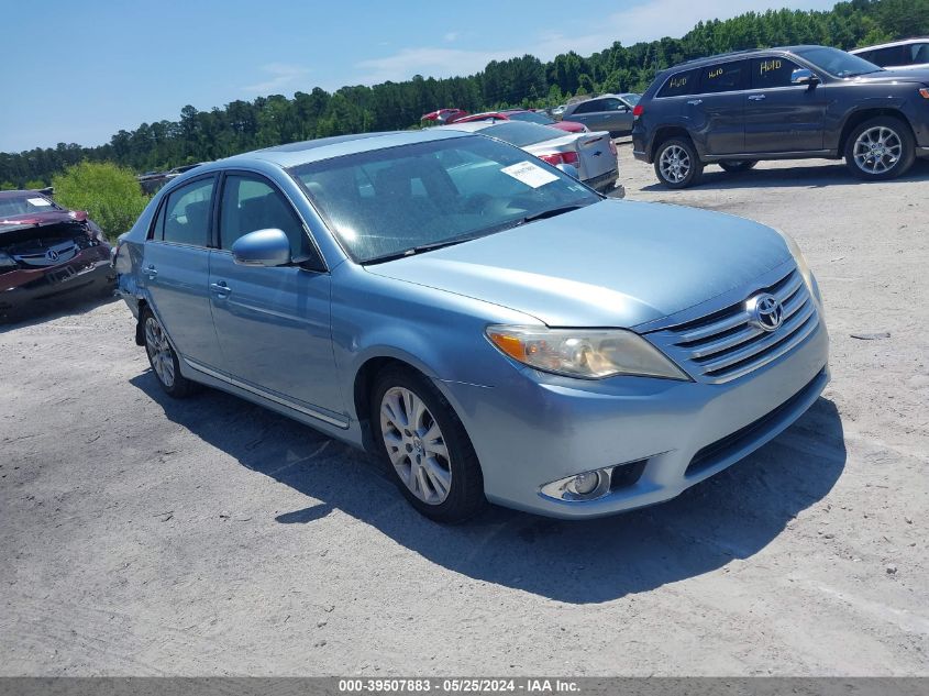 2012 TOYOTA AVALON