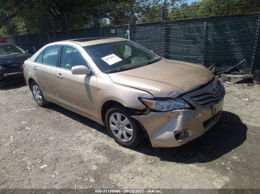 2011 TOYOTA CAMRY LE