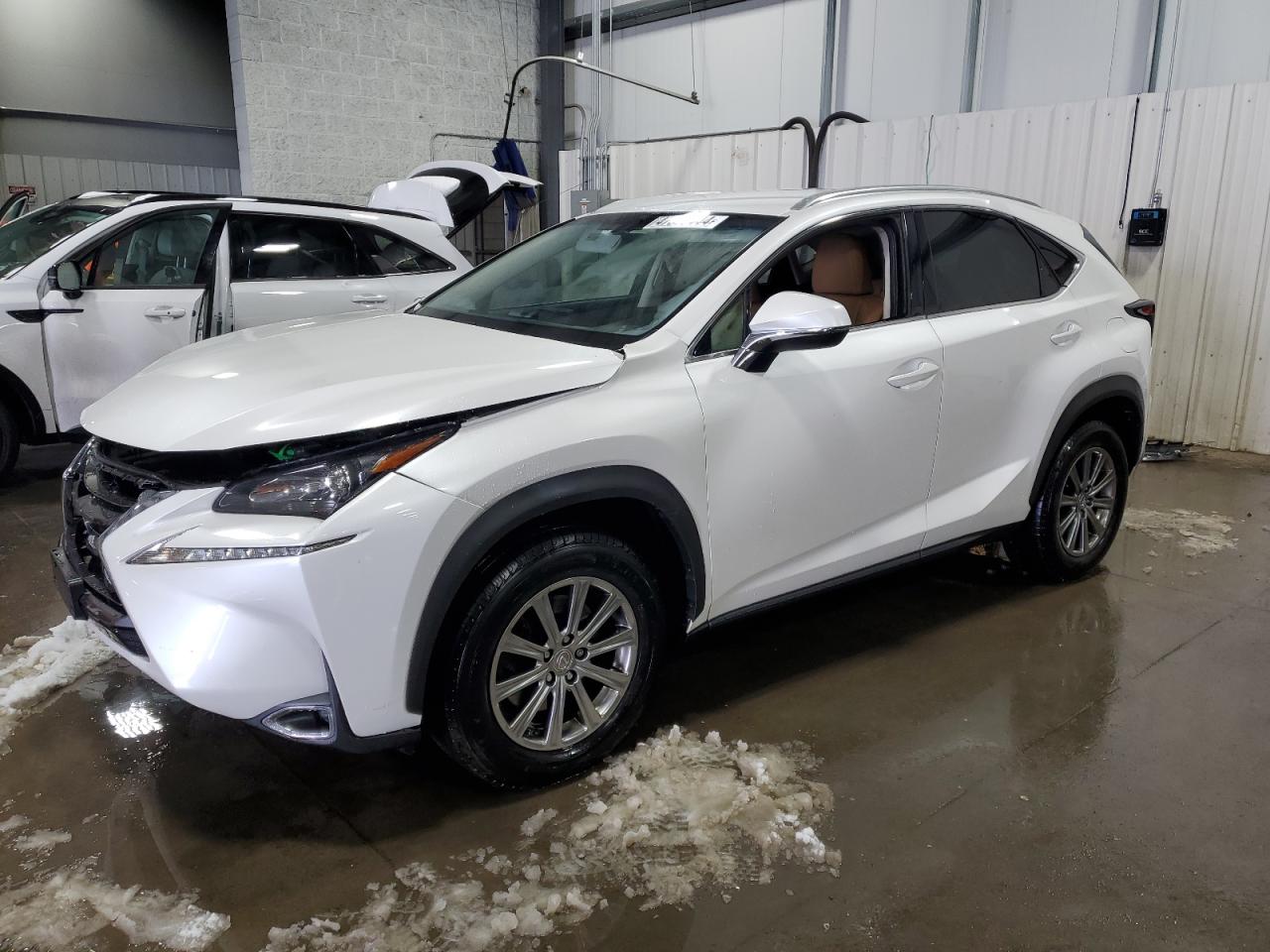 2015 LEXUS NX 200T