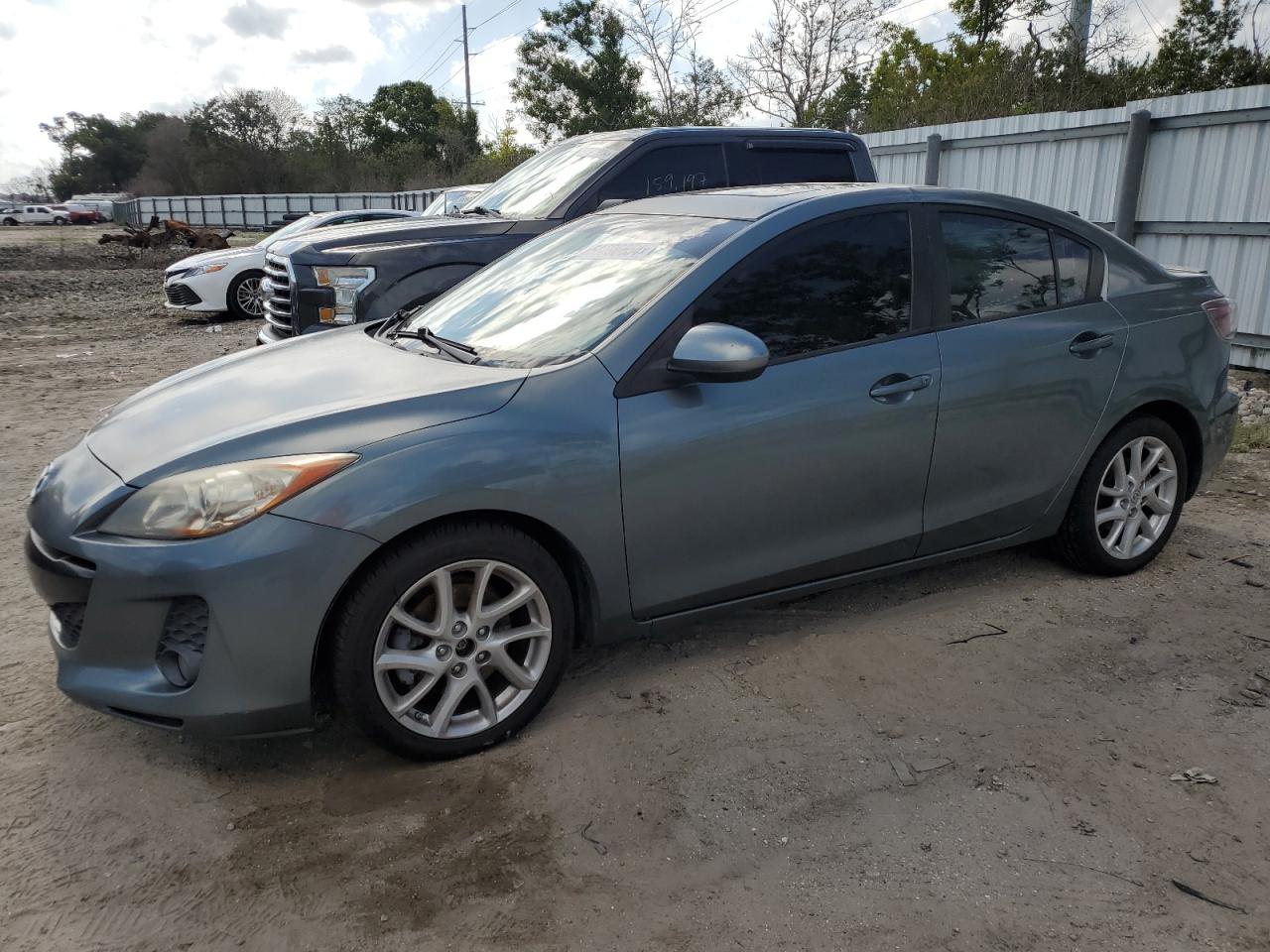 2012 MAZDA 3 S