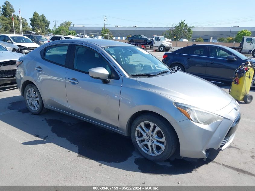 2016 SCION IA