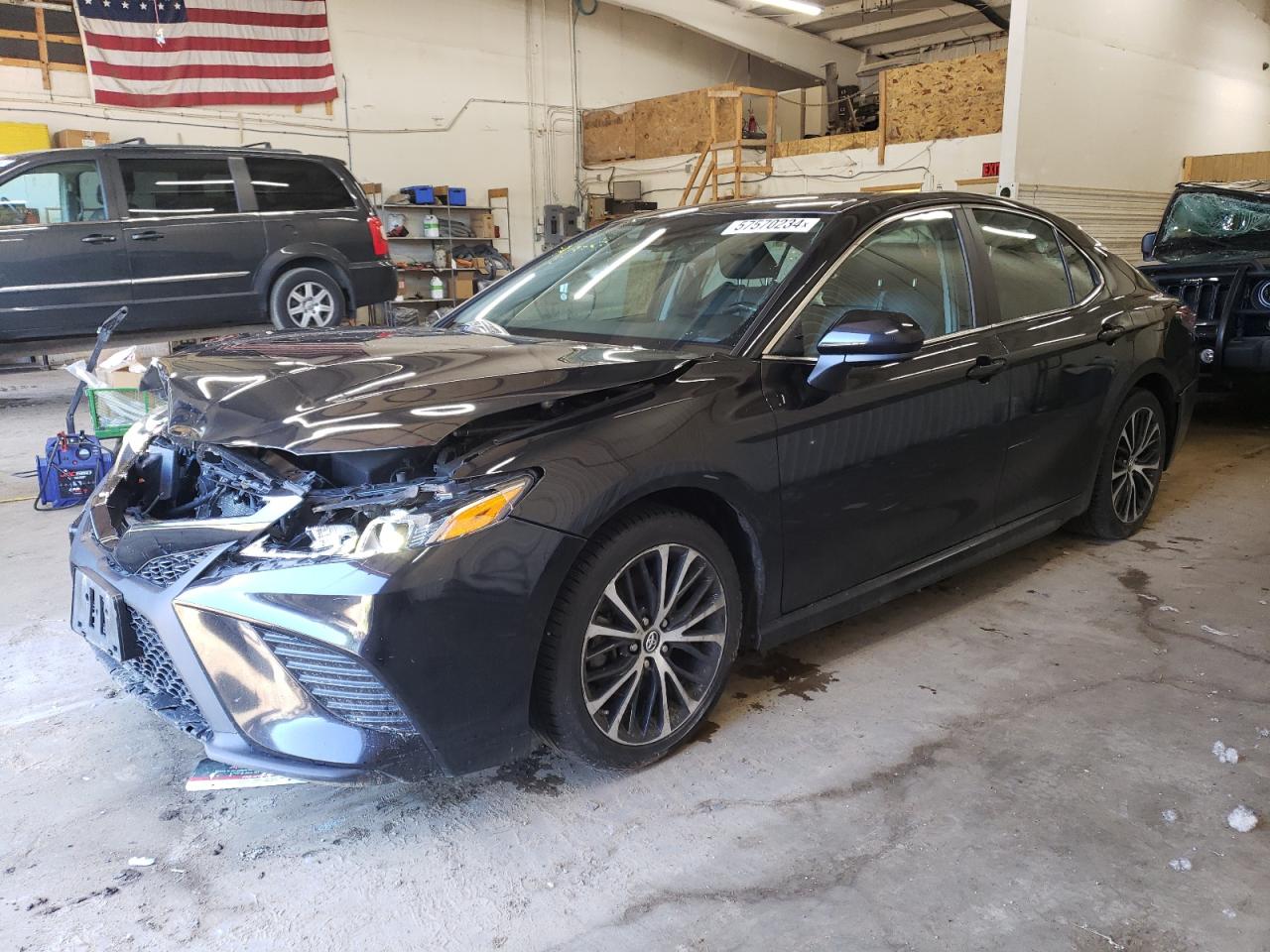 2019 TOYOTA CAMRY L