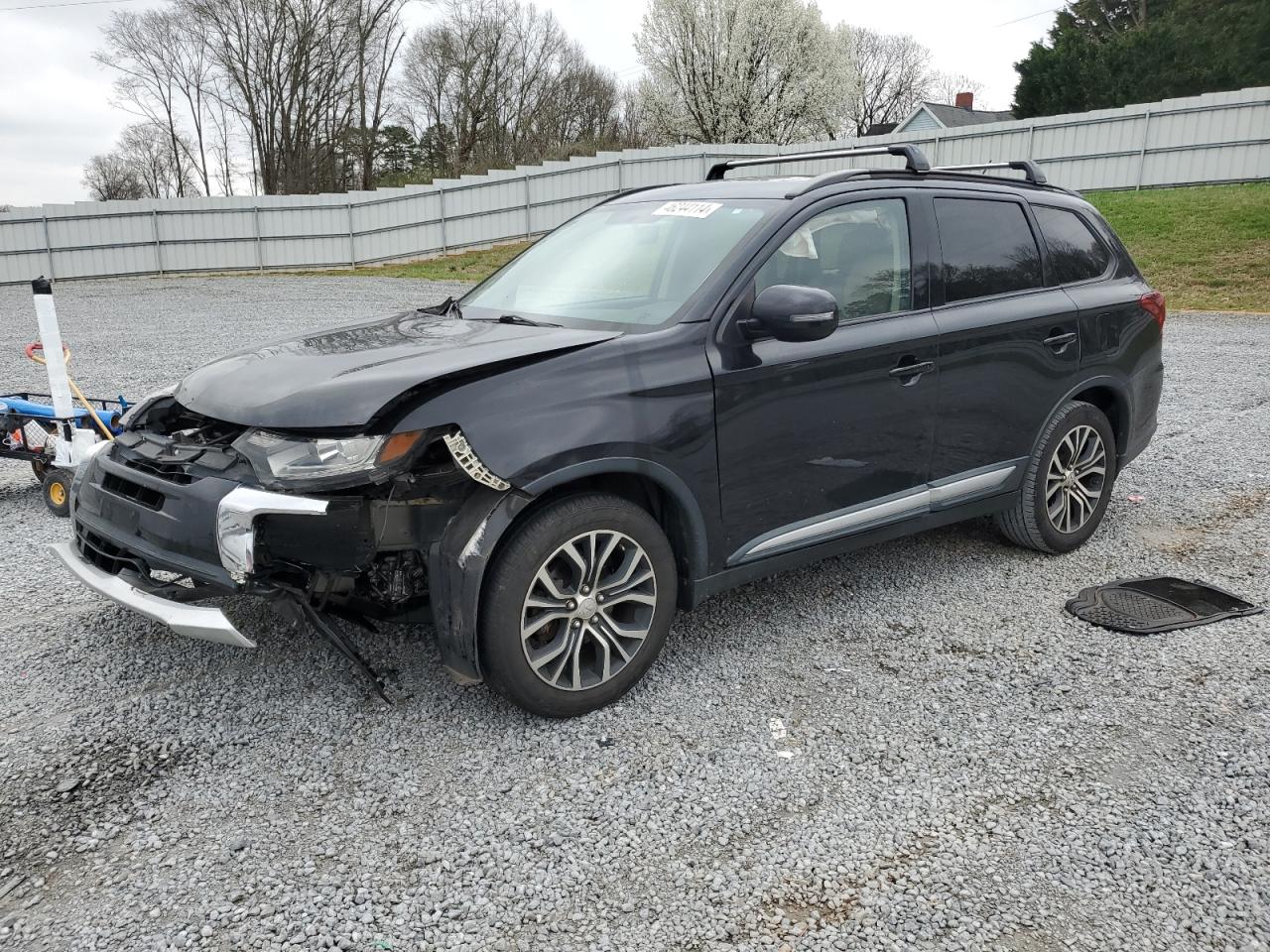 2016 MITSUBISHI OUTLANDER SE