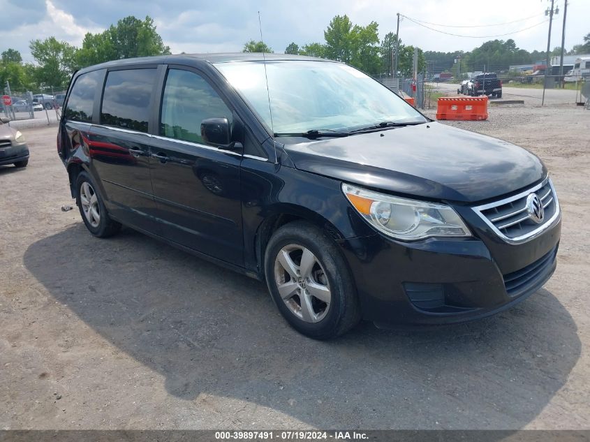 2010 VOLKSWAGEN ROUTAN SE