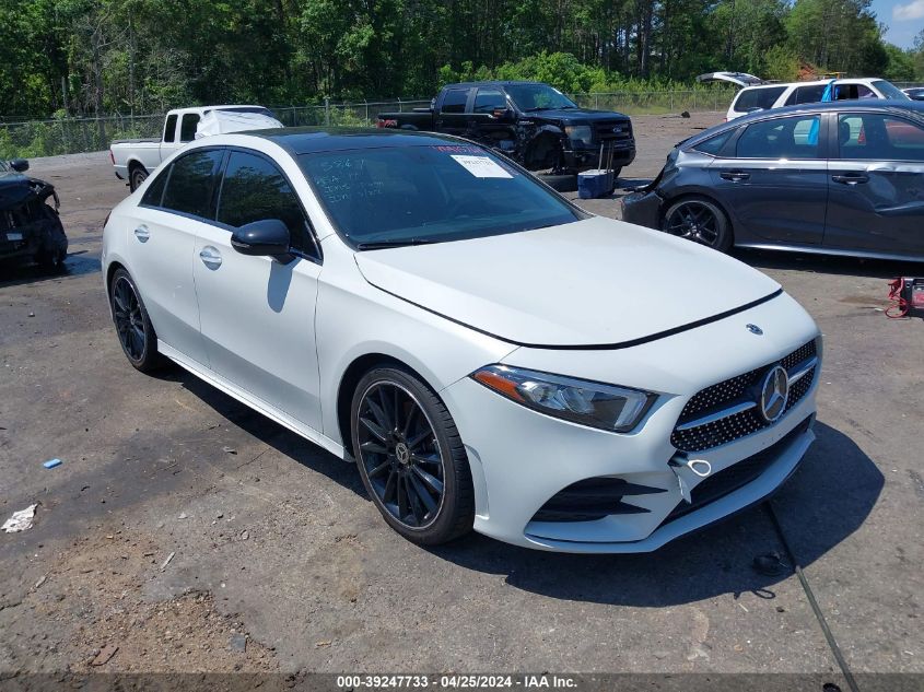 2019 MERCEDES-BENZ A 220