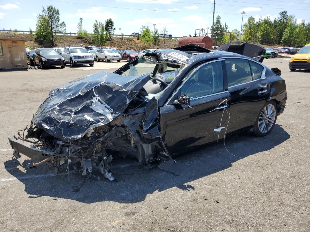 2021 INFINITI Q50 LUXE