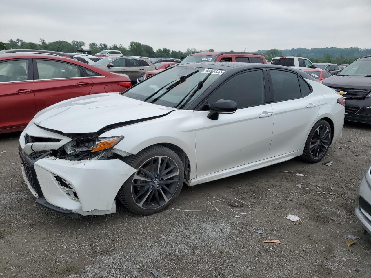 2019 TOYOTA CAMRY XSE