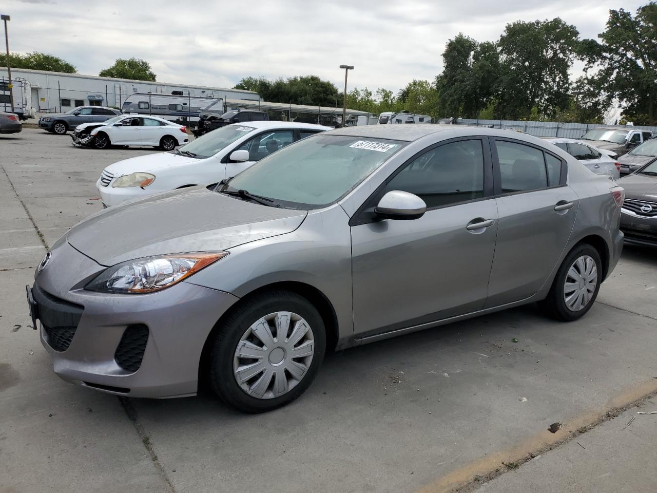 2013 MAZDA 3 I