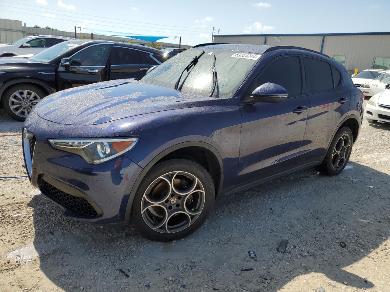 2018 ALFA ROMEO STELVIO SPORT