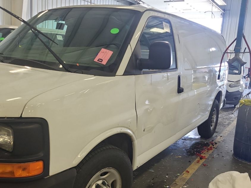 2017 CHEVROLET EXPRESS G2500