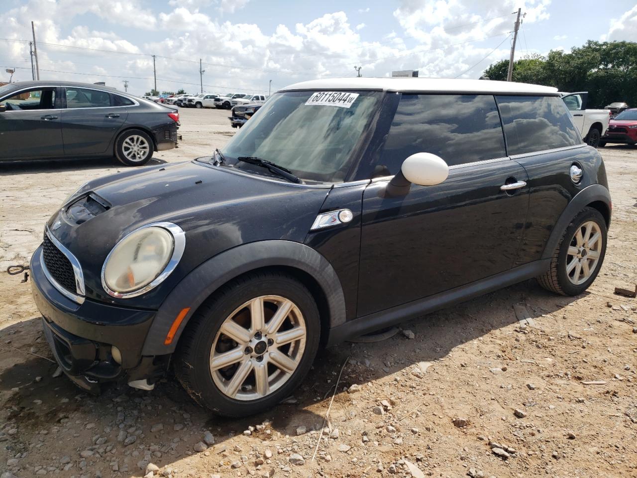 2011 MINI COOPER S