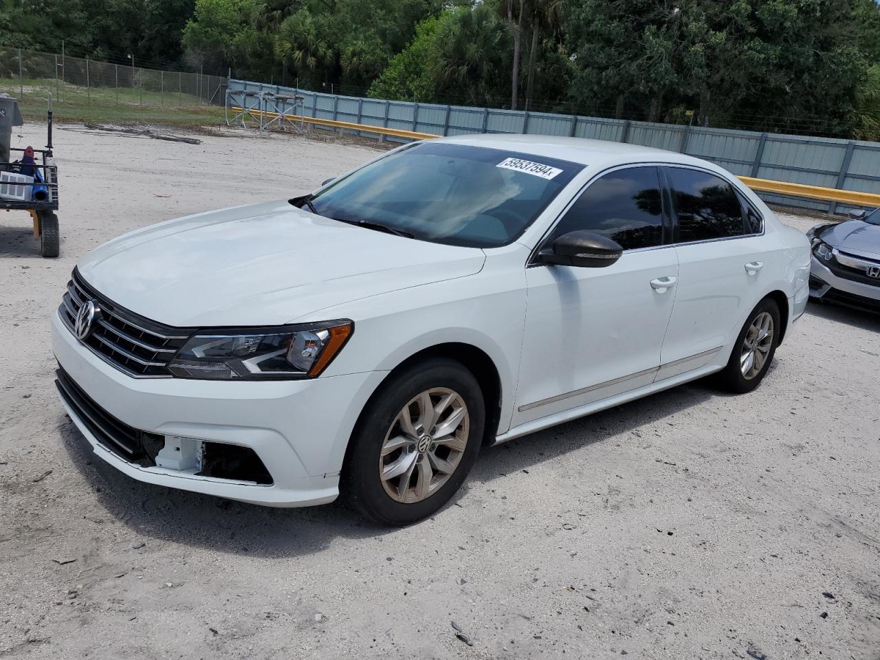 2016 VOLKSWAGEN PASSAT S