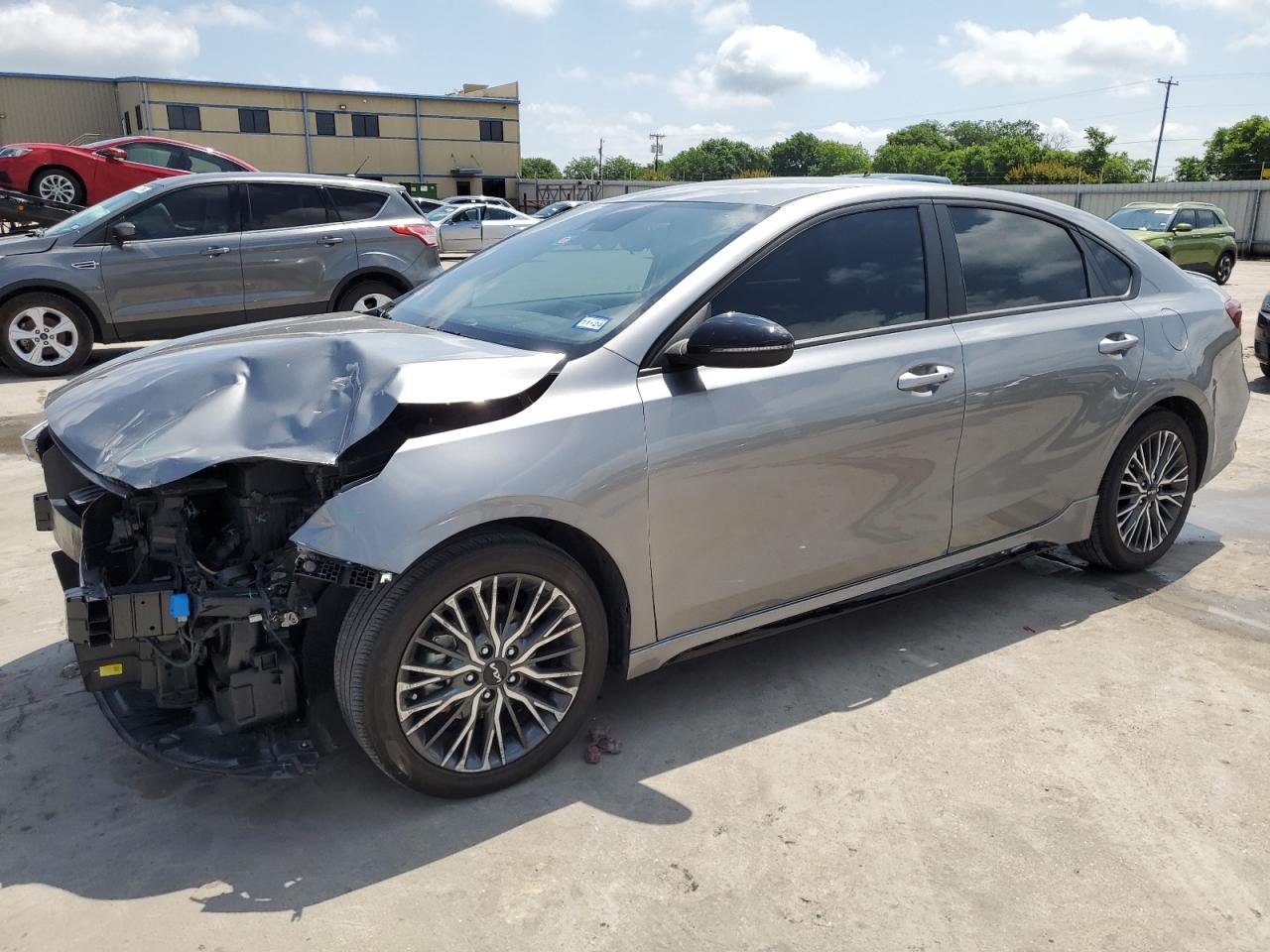 2022 KIA FORTE GT LINE