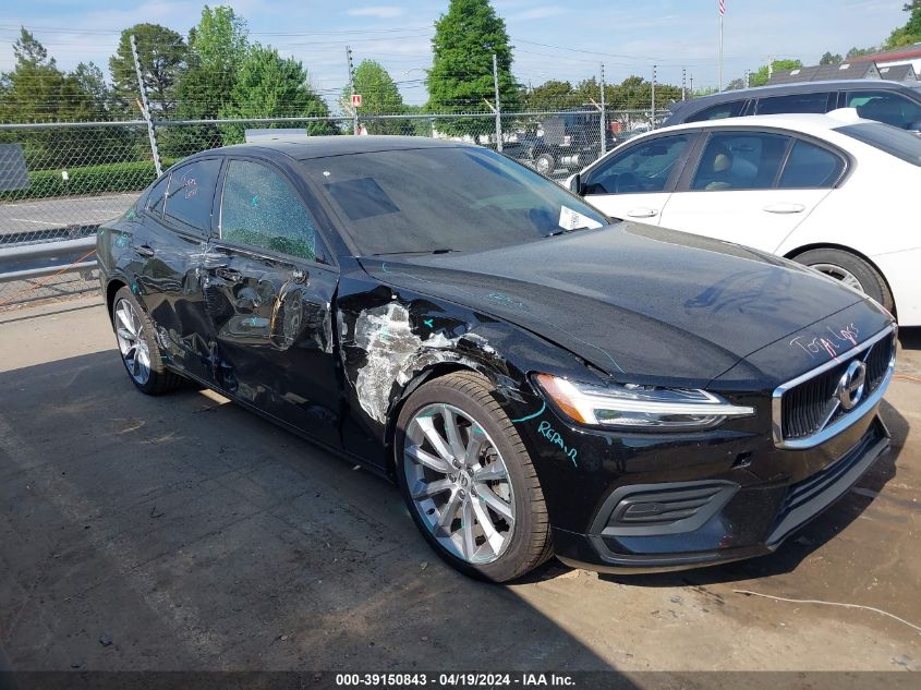 2019 VOLVO S60 T5 MOMENTUM