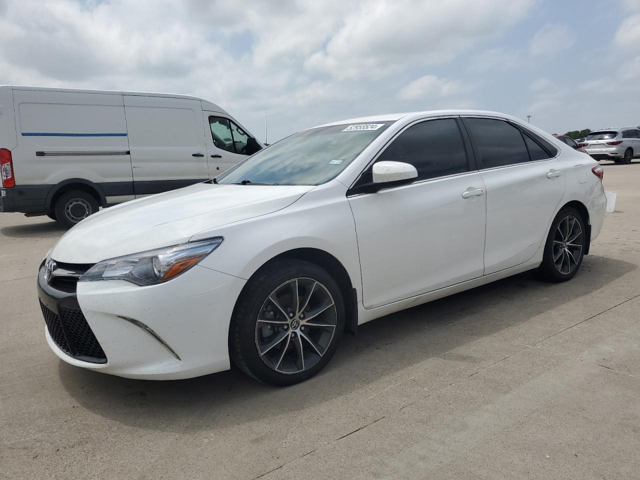 2015 TOYOTA CAMRY LE