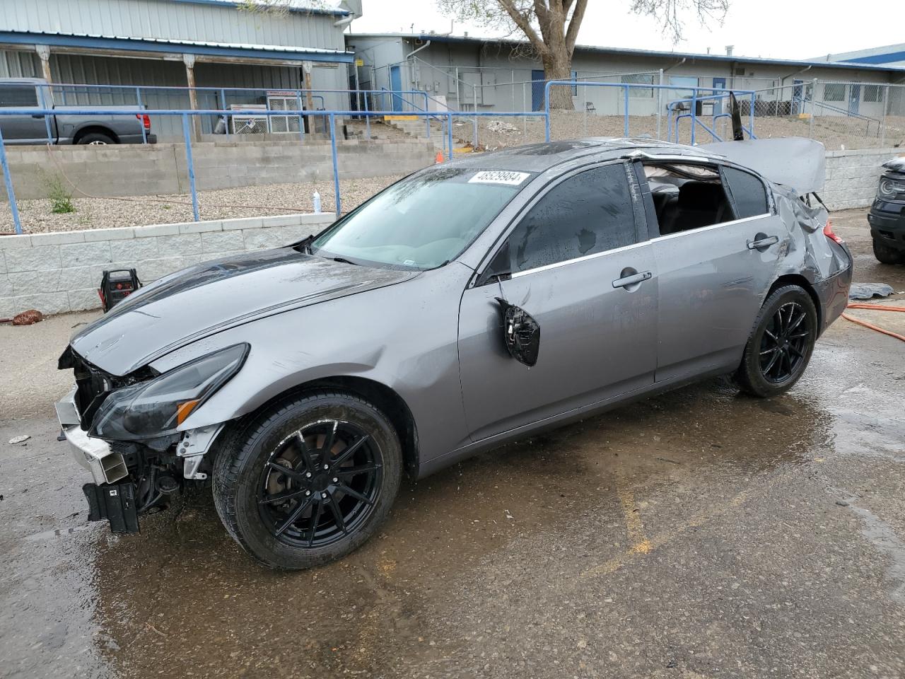 2013 INFINITI G37