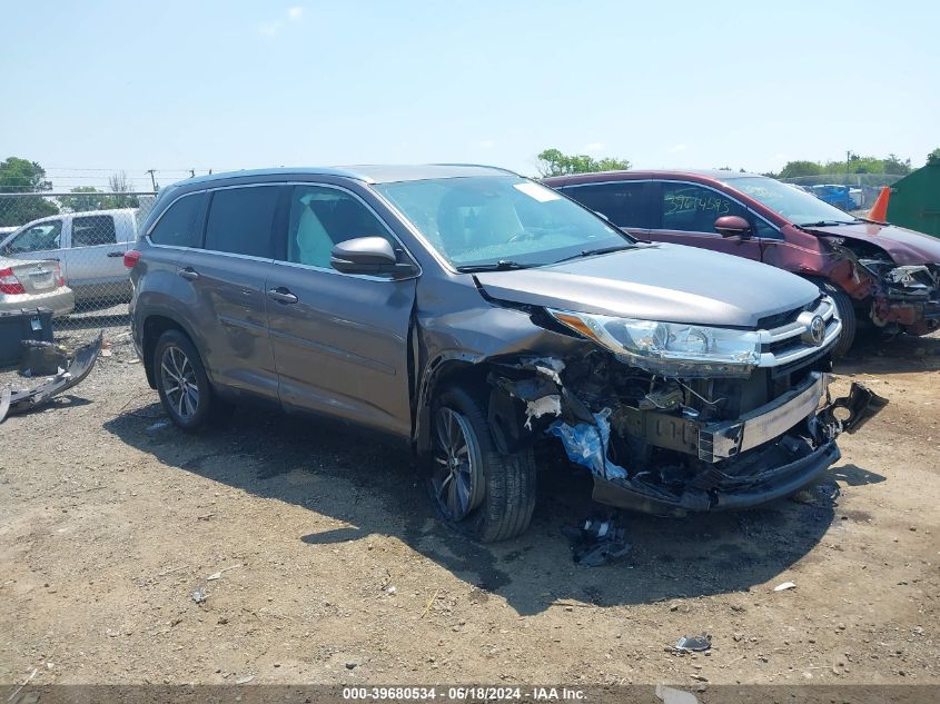 2019 TOYOTA HIGHLANDER XLE