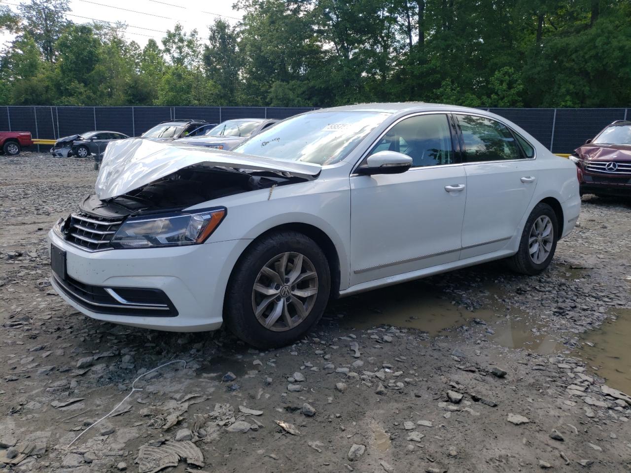 2016 VOLKSWAGEN PASSAT S