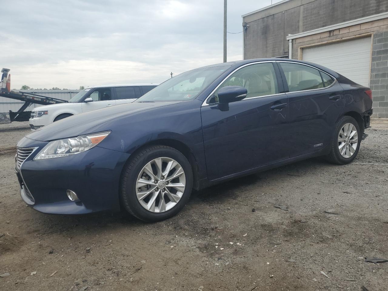 2013 LEXUS ES 300H