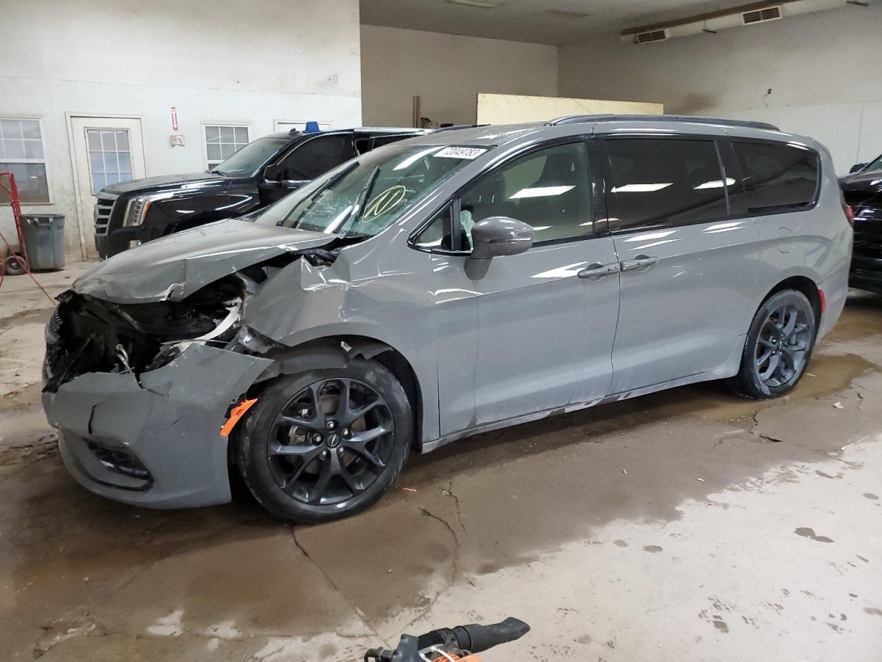 2021 CHRYSLER PACIFICA TOURING L