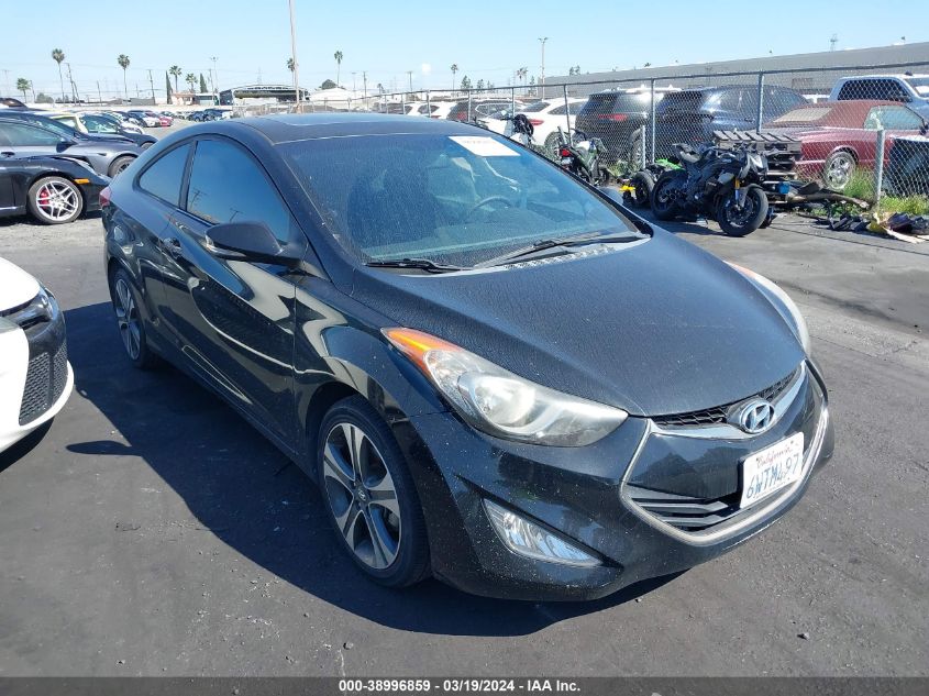 2013 HYUNDAI ELANTRA SE