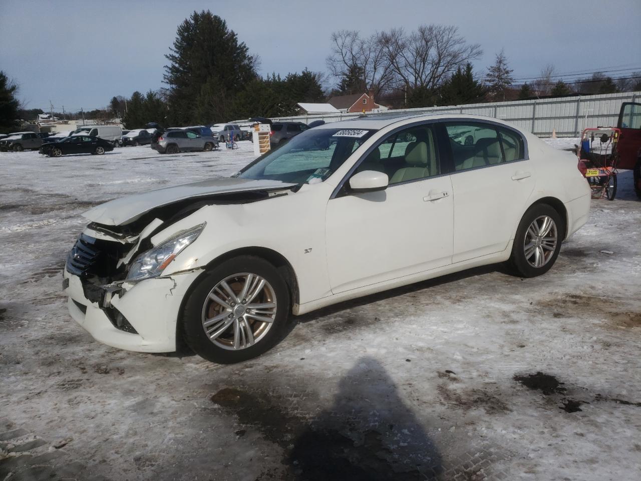 2015 INFINITI Q40