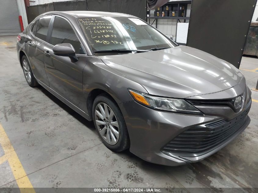 2018 TOYOTA CAMRY LE